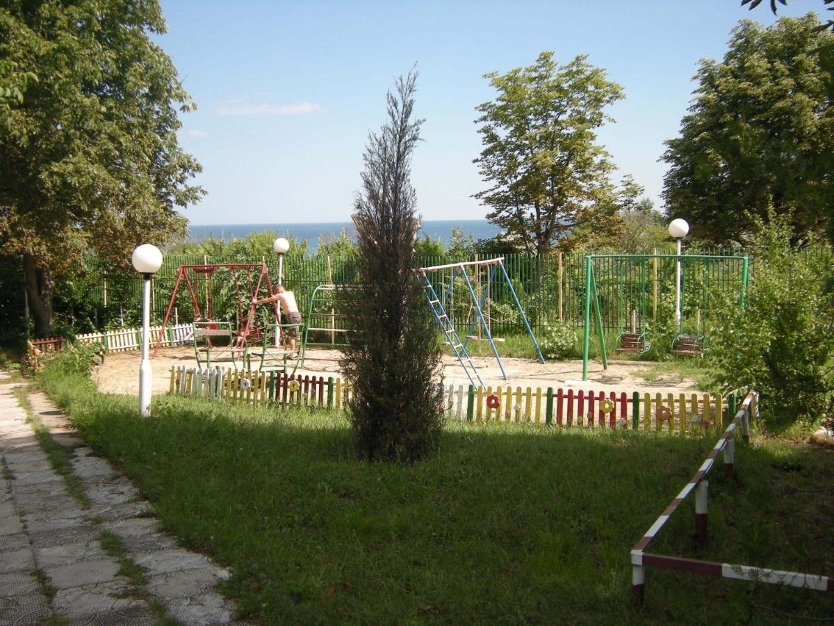 Park Hotel Persey Varna Buitenkant foto