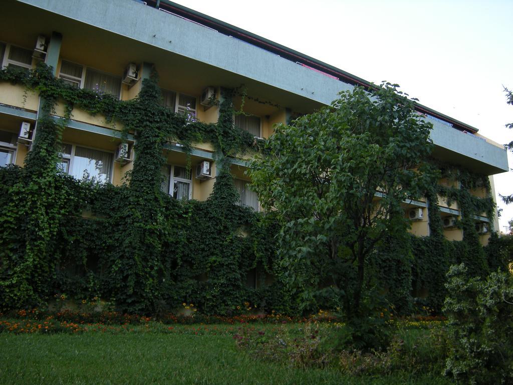 Park Hotel Persey Varna Buitenkant foto